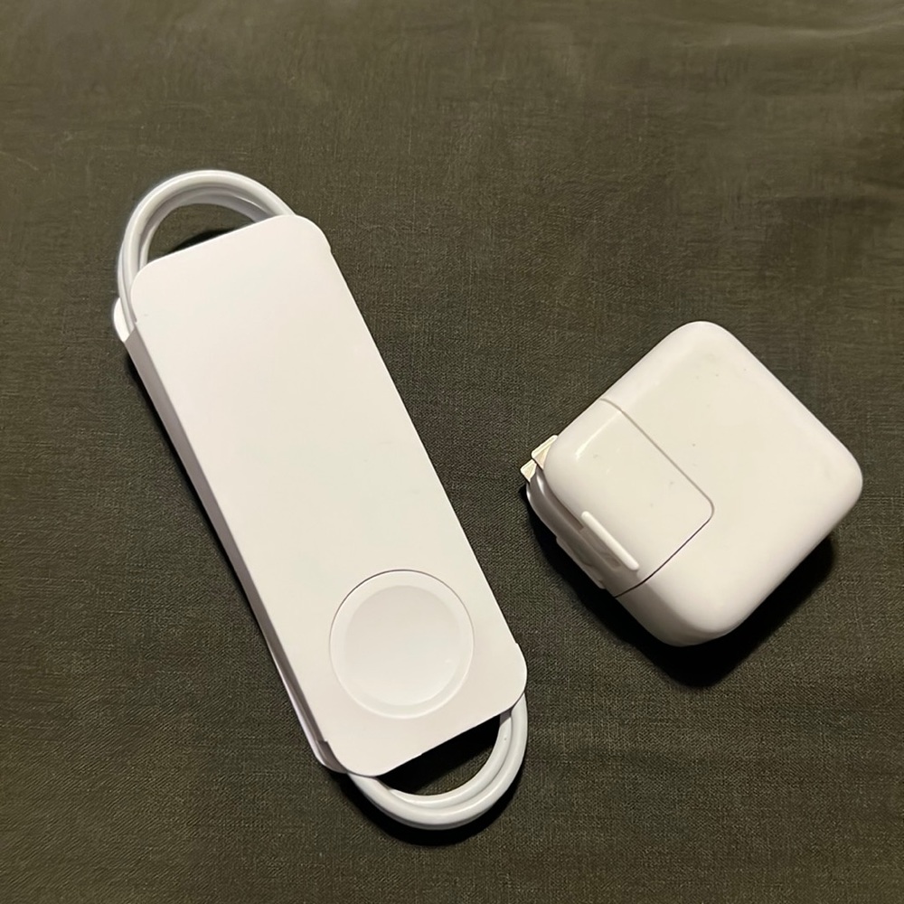 ⭐️BRAND NEW⭐️ Apple Watch charger